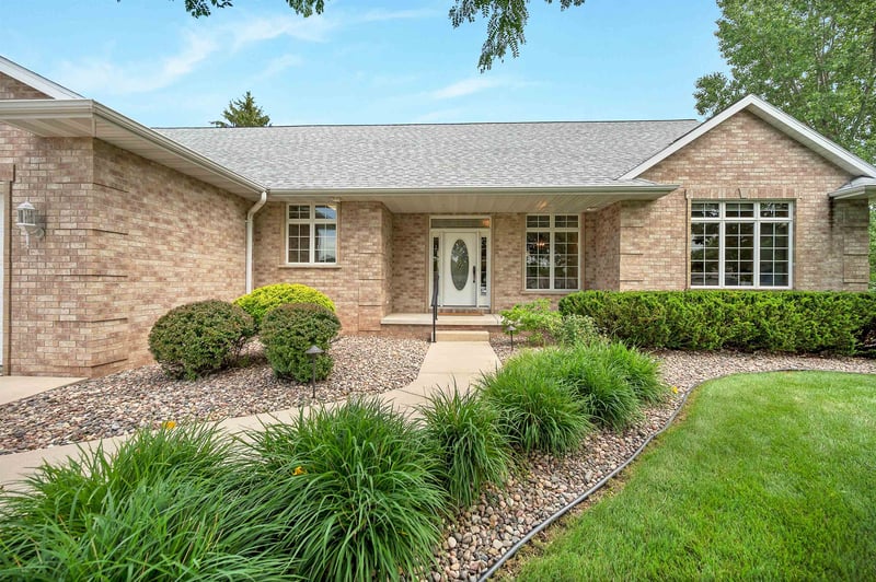 4471 Touchstone Ct, Oneida, WI 54155