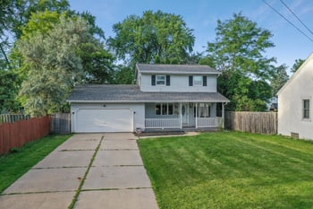 1609 Kimball St, Green Bay, WI 54302-2717