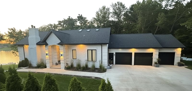 2080 Greenleaf Rd, De Pere, WI 54115