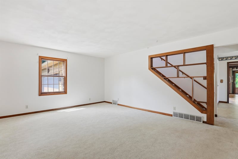 5400 Long Ct, Appleton, WI 54914