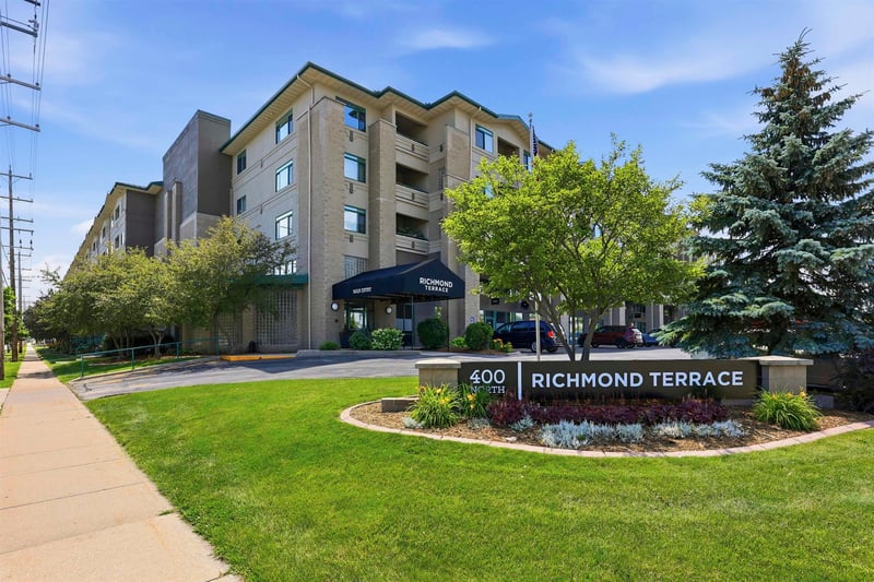 400 Richmond St #103, Appleton, WI 54914