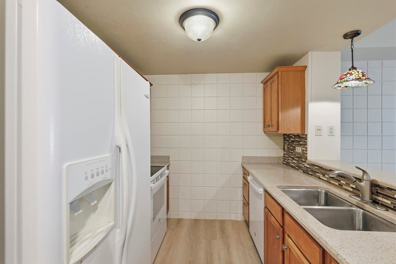 400 Richmond St #103, Appleton, WI 54914