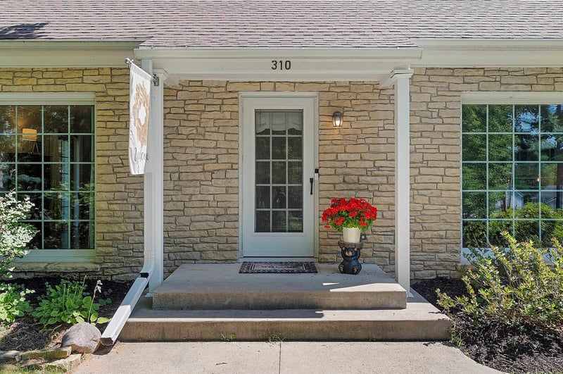 310 Bartlett St, Shawano, WI 54166