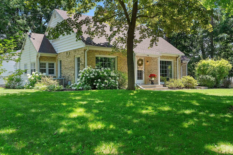 310 Bartlett St, Shawano, WI 54166