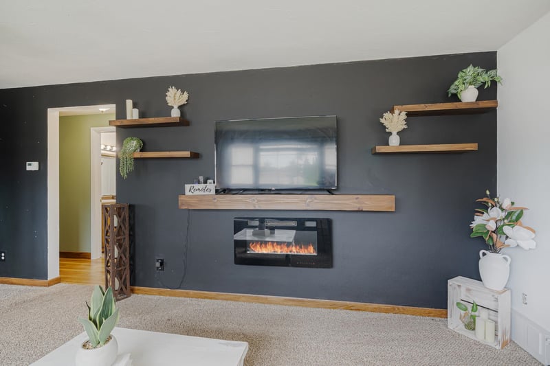 312 Cecil St, Neenah, WI 54956