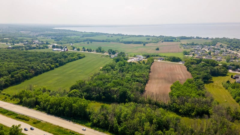 3200 Bay Settlement Rd, Green Bay, WI 54311
