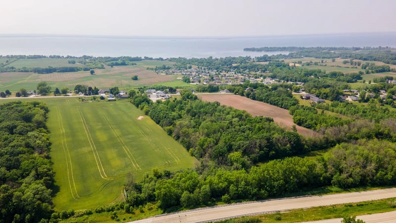 3200 Bay Settlement Rd, Green Bay, WI 54311