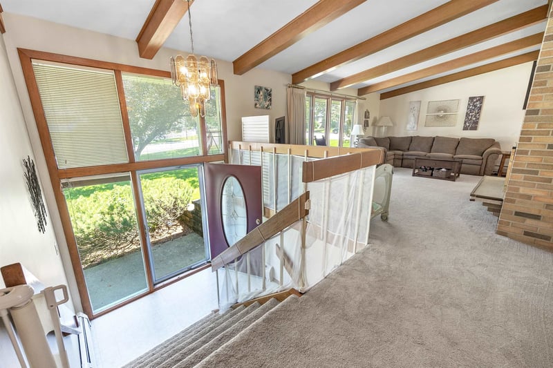 101 Roselawn Blvd, Green Bay, WI 54301-1301