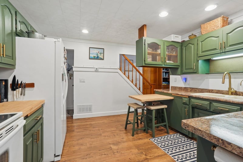 221 Market St, Potter, WI 54160
