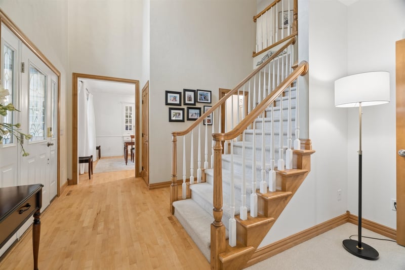 208 Apple Creek Rd, Appleton, WI 54913