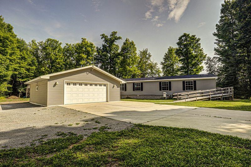 17560 Bass Point Ln, Townsend, WI 54175
