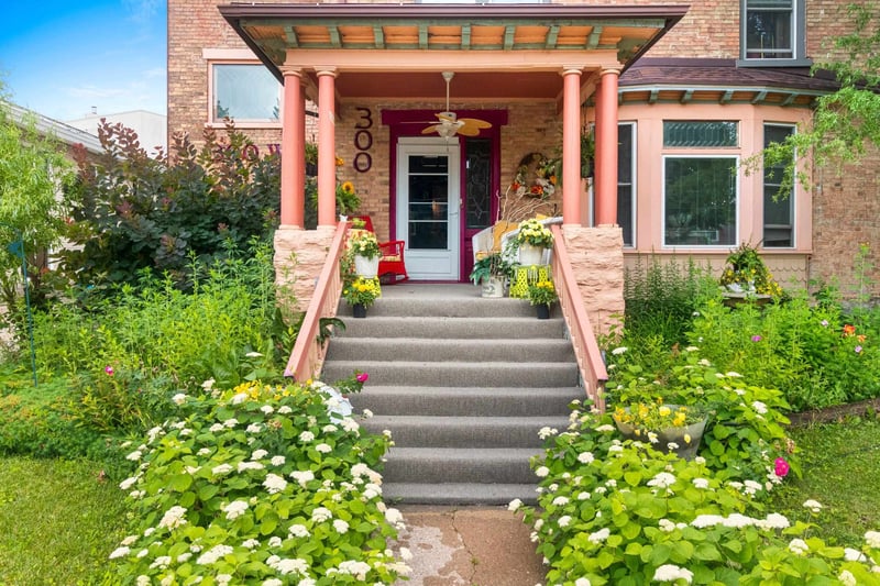 300 Prospect Ave, Appleton, WI 54911