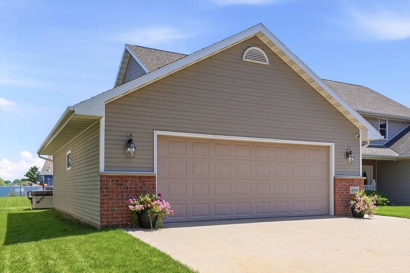 4816 Apple Rd, Appleton, WI 54913
