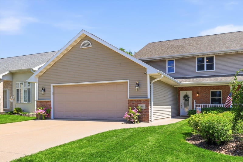 4816 Apple Rd, Appleton, WI 54913