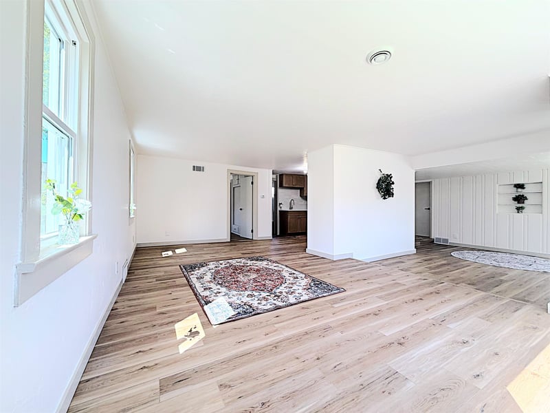 1122 Tyler Ave, Oshkosh, WI 54902