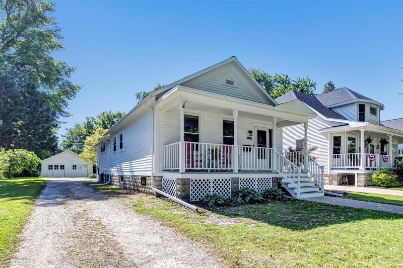 317 Van Buren St, Green Bay, WI 54301-3926