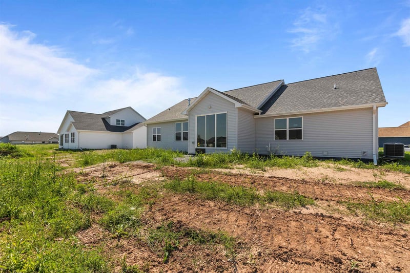 2386 Scheuring Rd, De Pere, WI 54115