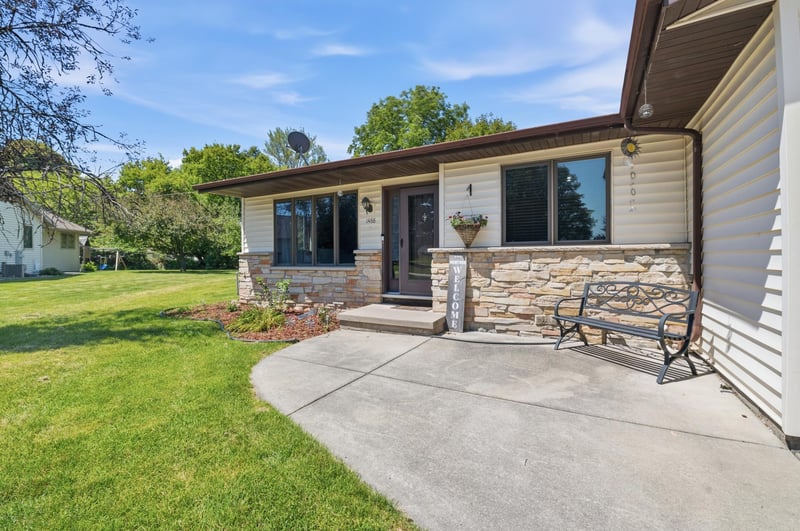 1488 Division Cir, Green Bay, WI 54303