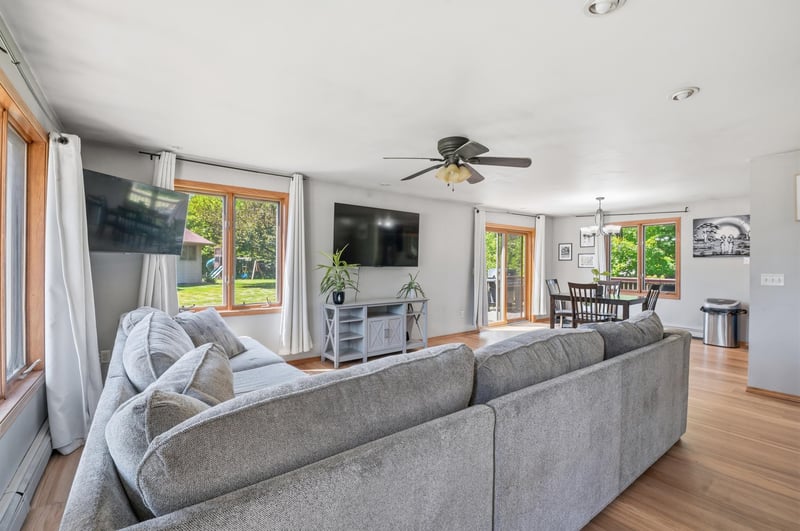 1488 Division Cir, Green Bay, WI 54303