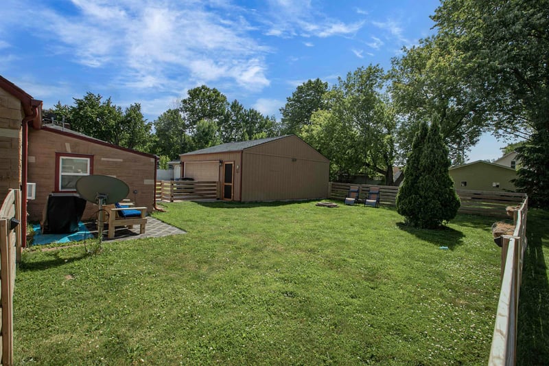 809 Monroe St, Little Chute, WI 54140-1730