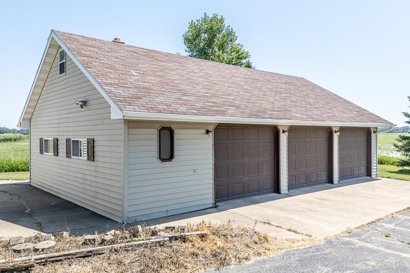 N5690 Boelter Rd, Shiocton, WI 54170-9148