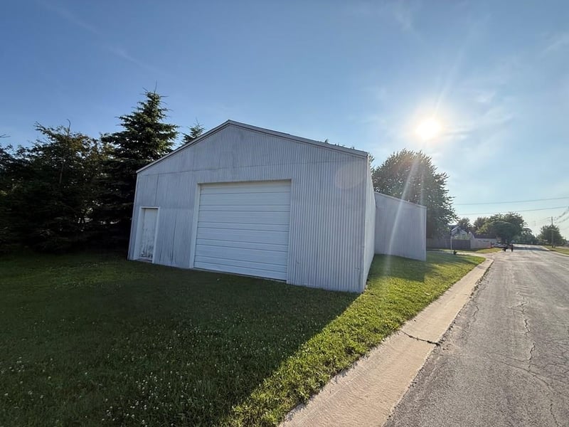 Division St, Algoma, WI 54201