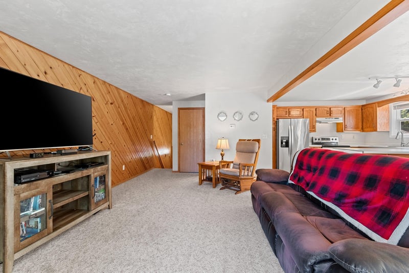 2837 St Anthony Dr, Green Bay, WI 54311-5847