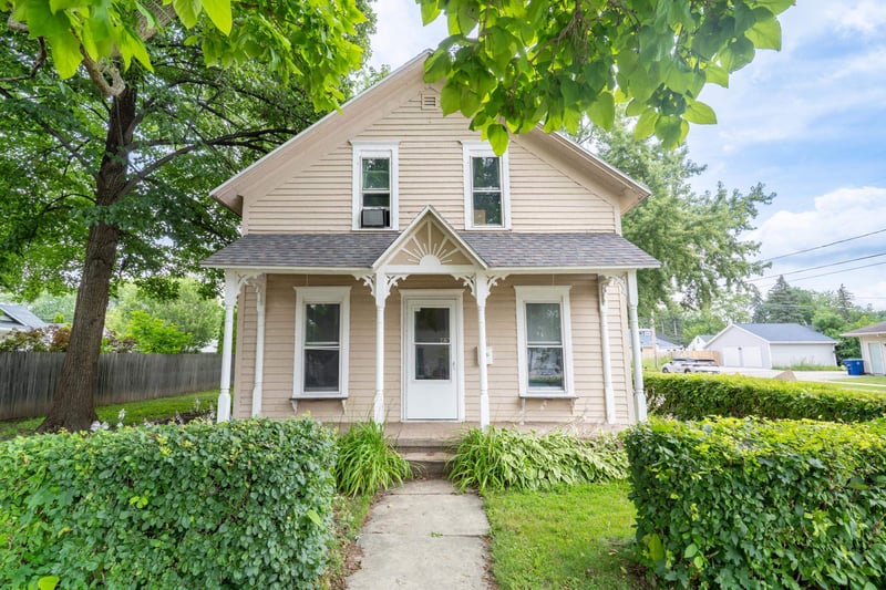 100 Winnebago St, De Pere, WI 54115