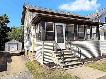320 E Parkway Ave, Oshkosh, WI 54901