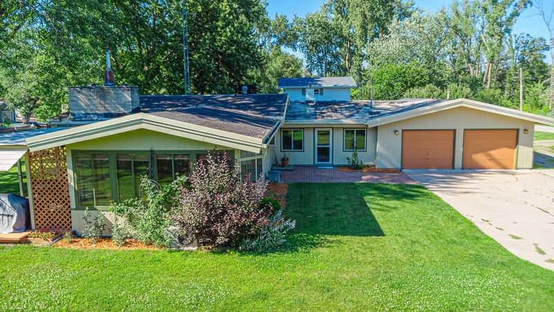 6777 Olen Trl, Winneconne, WI 54986