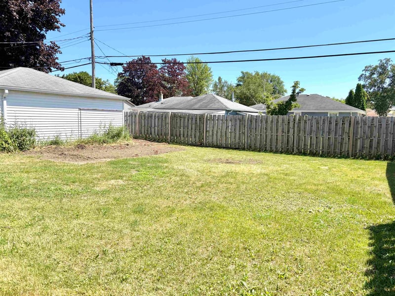 1137 Roberts Ave, Appleton, WI 54914-2618