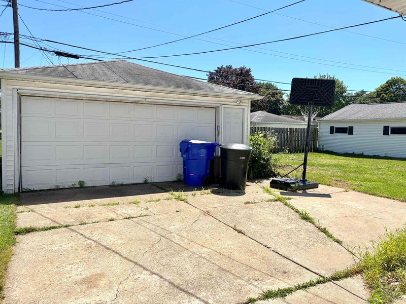 1137 Roberts Ave, Appleton, WI 54914-2618