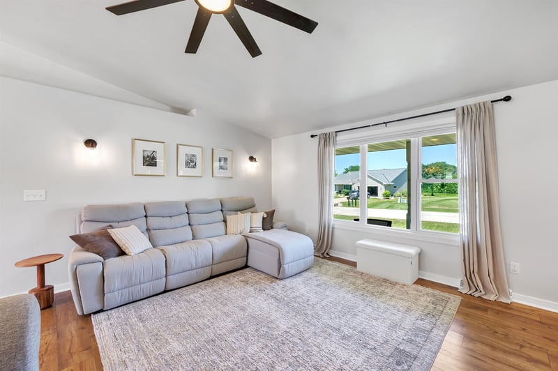 3766 Sandpiper Way, Green Bay, WI 54311-7265