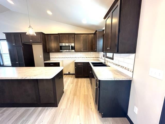 W6530 Breezy Way, Appleton, WI 54915