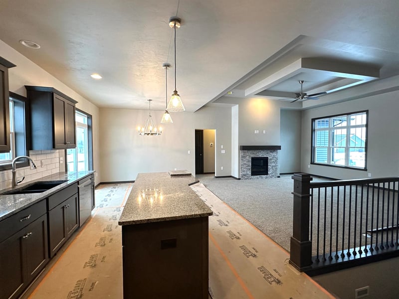 N1913 Medina Dr, Greenville, WI 54942