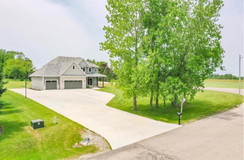 3990 Earthrock Rd, Appleton, WI 54913