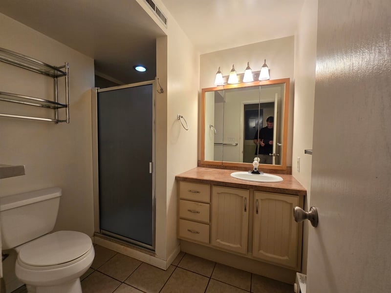 W6425 Lakeview Ct, Menasha, WI 54952-9707