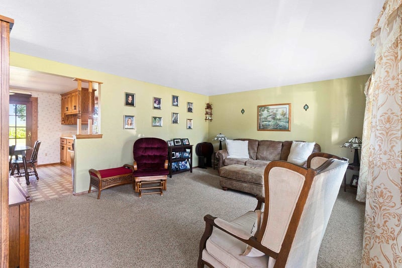 5091 Caledonia Dr, New Franken, WI 54229
