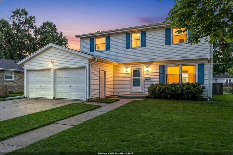 1134 Locust St, Green Bay, WI 54303