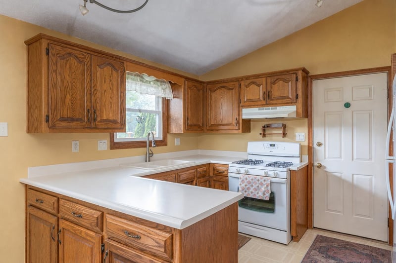 3123 Hiawatha Dr, Appleton, WI 54914