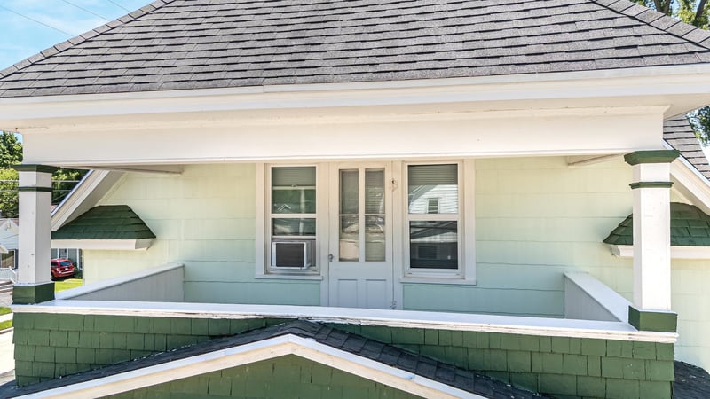 23 Melvin Ave, Oshkosh, WI 54901