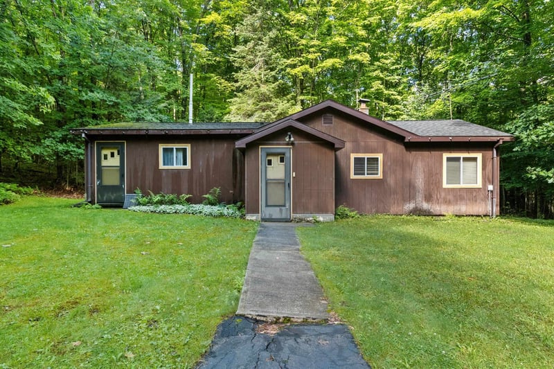 11339 Old 8 Rd, Crandon, WI 54520