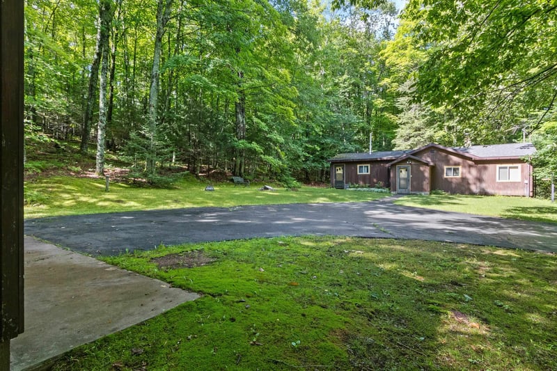 11339 Old 8 Rd, Crandon, WI 54520
