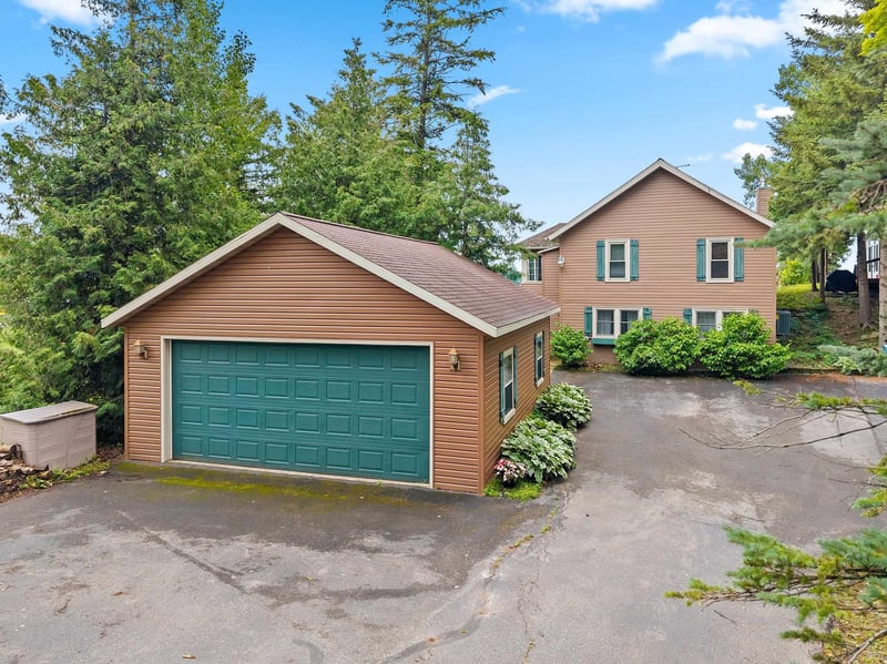 9303 Kelly Lake Rd, Suring, WI 54174