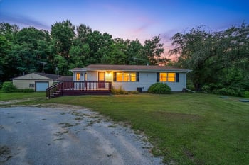 W11639 W Town Hall Rd, Gresham, WI 54128