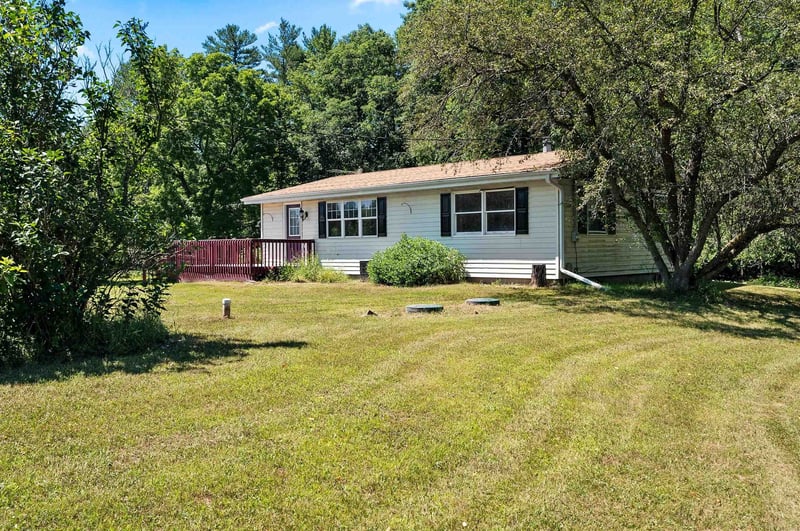 W11639 Town Hall Rd, Gresham, WI 54128