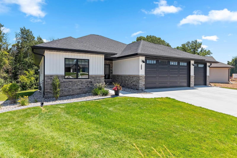 2685 Chambers Crossing, Green Bay, WI 54313-8833