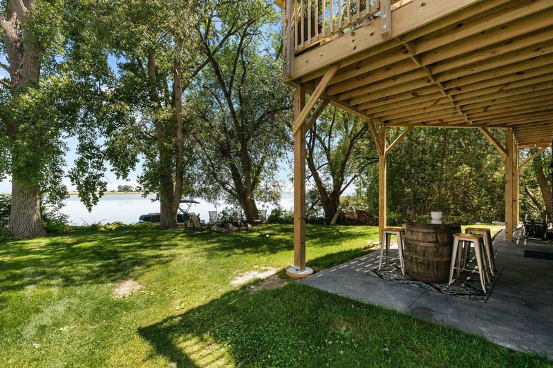 2754 Harbor Lights Ln, Suamico, WI 54173