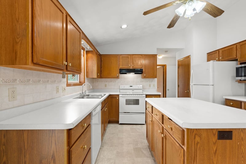 N162 Hopfensperger Rd, Appleton, WI 54915