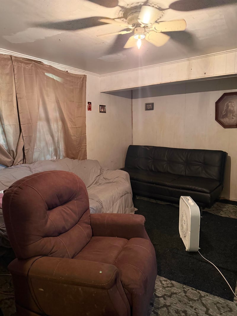 931 Shawano Ave, Green Bay, WI 54303